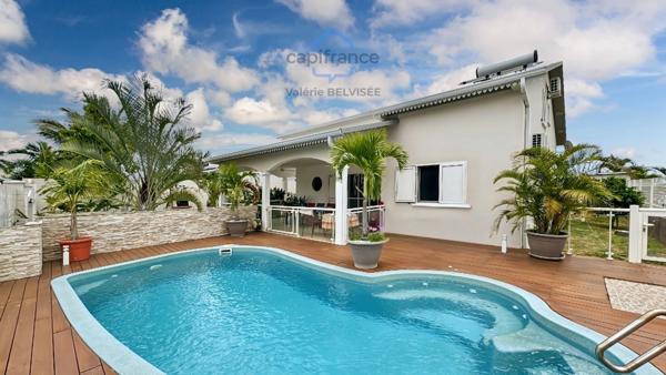 Maison familiale F5 avec piscine – 170m m² – Saint-Louis