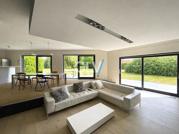 Maison Orchies 8 pièce(s) 231 m2 , Orchies