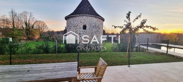 Deux maisons contemporaines avec piscine et spas
