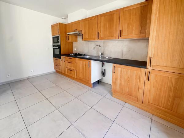 Location                                                      Maison
                        
                     5 pièces                      110 m2                     à Montpellier