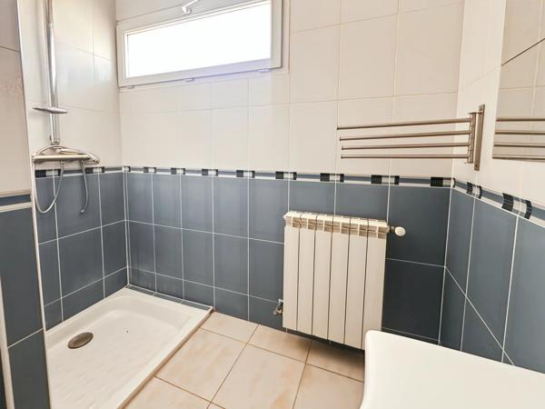 Location                                                      Maison
                        
                     5 pièces                      110 m2                     à Montpellier