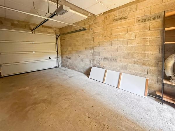 Location                                                      Maison
                        
                     5 pièces                      110 m2                     à Montpellier