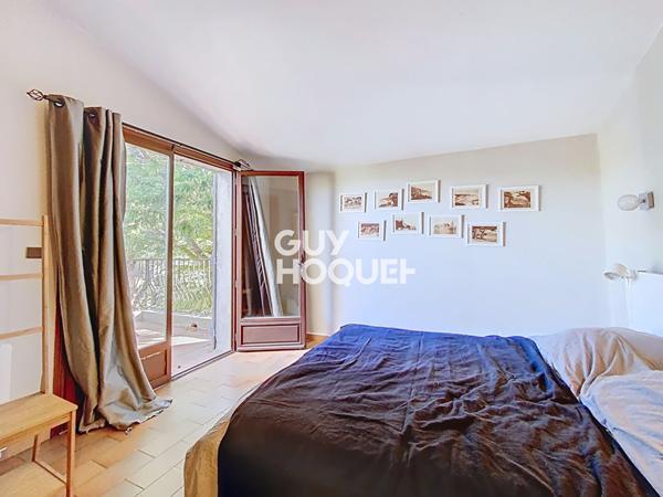 Maison à vendre à Grasse - 6 pièces avec piscine