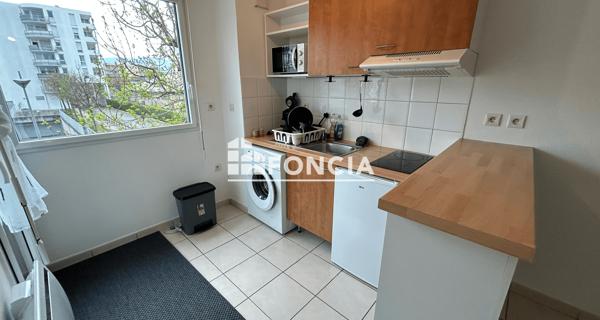 Location Appartement meublé 2 pièces 46.65 m² - Valence 26000