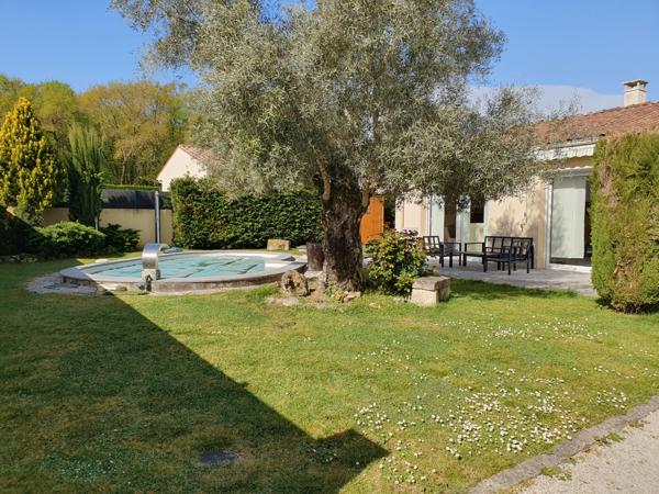 Maison  5 pièce(s)  4 chambre(s)  130 m²