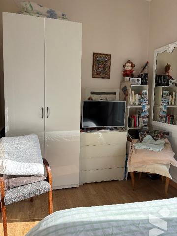 A VENDRE GRAND F2 DE CARACTERE