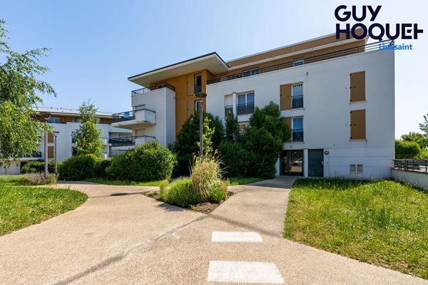 VENTE : appartement de 3 pièces au dernier étage d'une résidence récente