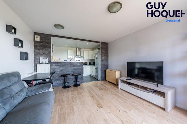 VENTE : appartement de 3 pièces au dernier étage d'une résidence récente