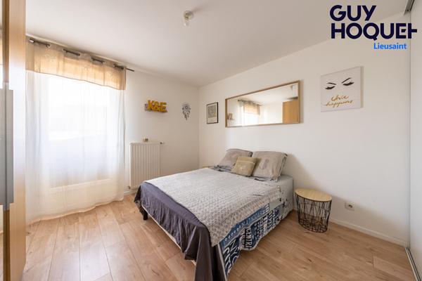 VENTE : appartement de 3 pièces au dernier étage d'une résidence récente