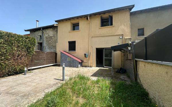 Maison à vendre    3 pièces •  Resson