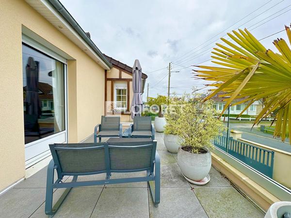 Achat maison près de OUISTREHAM - 7 pièce(s) - 227 m² - 1 189 500 €