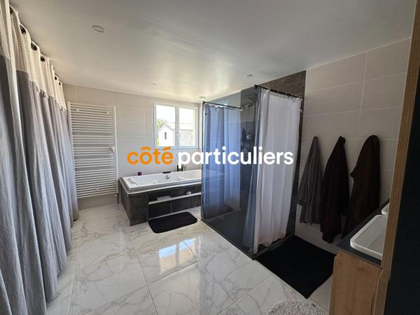 Vente Maison173 m² - 6 Pièces - CHAVAGNES LES REDOUX (85390)