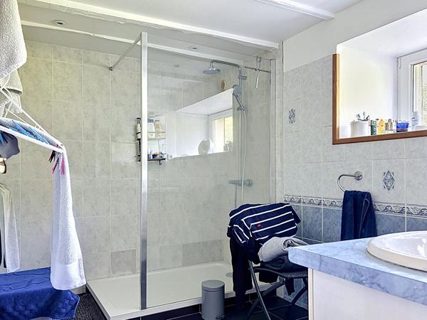 Maison Guengat, 5 chambres, dépendances, idéal pour chevaux, à mi chemin entre Quimper et les plages