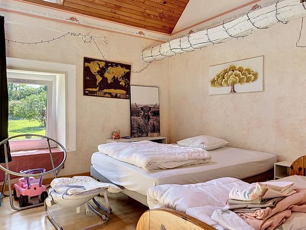 Maison Guengat, 5 chambres, dépendances, idéal pour chevaux, à mi chemin entre Quimper et les plages