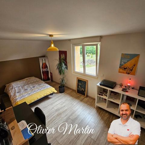 Maison de charme en pierre – 180 m² habitables sur 2700 m² de terrain – À 20 min des portes du Mans