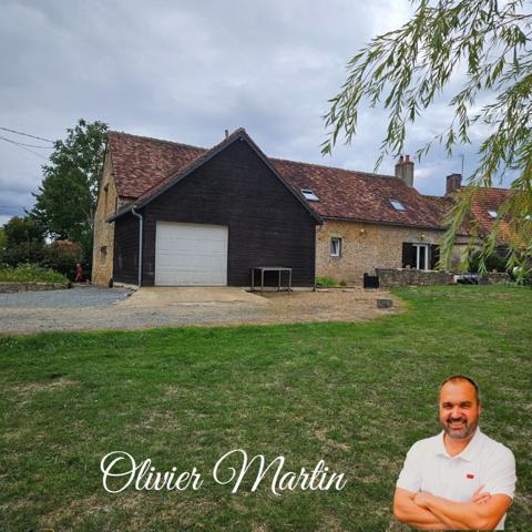 Maison de charme en pierre – 180 m² habitables sur 2700 m² de terrain – À 20 min des portes du Mans