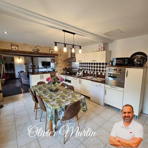 Maison de charme en pierre – 180 m² habitables sur 2700 m² de terrain – À 20 min des portes du Mans