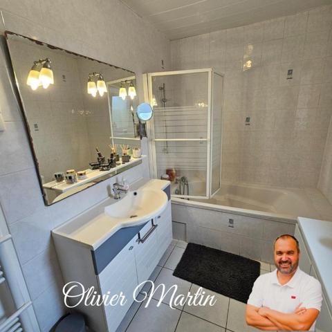 Maison de charme en pierre – 180 m² habitables sur 2700 m² de terrain – À 20 min des portes du Mans
