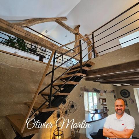 Maison de charme en pierre – 180 m² habitables sur 2700 m² de terrain – À 20 min des portes du Mans