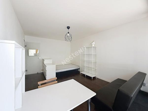 Nantes Tortière - Studio meublé avec balcon et parking