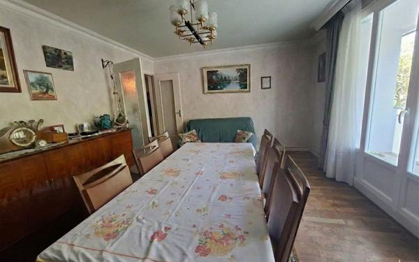 Appartement à vendre    4 pièces • 85,43 m2 Vénissieux