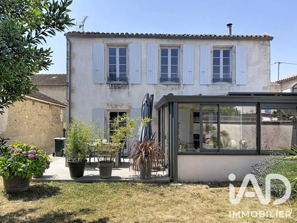 Maison à vendre 4 pièces 129 m² Saint-Saturnin-du-Bois