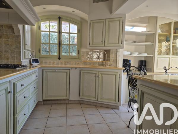 Maison à vendre 4 pièces 168 m² Cagnes-sur-Mer