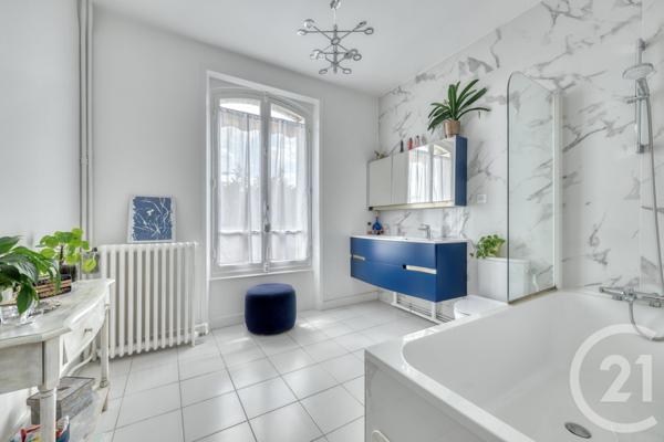 Maison à vendre  7 pièces - 180 m2 LA VARENNE ST HILAIRE - 94