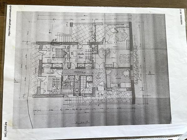 Maison de 1962  à fort potentiel   241500 FAI   DONT 11500 D'honoraires