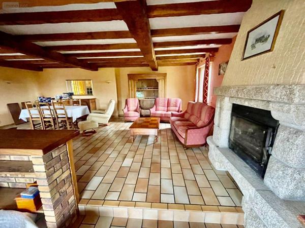 Pavillon à vendre à Ploumilliau dans les Côtes-d'Armor (22300), ref : A2 bis   
Centre ville