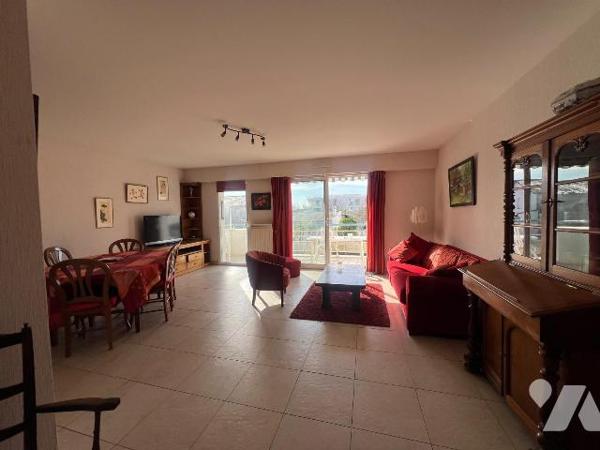 A VENDRE - RARE A LA VENTE - PORNICHET - AUX PIEDS DU MARCHE ET DU BORD DE MER - TRES BEL APPAR...