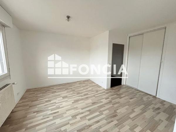 Location Studio 32.37 m² - 65 AVENUE DE GENEVE Douvaine 74140