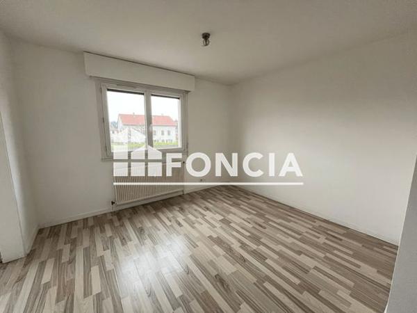 Location Studio 32.37 m² - 65 AVENUE DE GENEVE Douvaine 74140