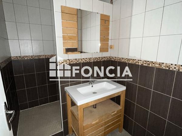 Location Studio 32.37 m² - 65 AVENUE DE GENEVE Douvaine 74140