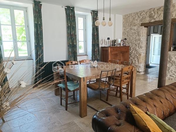 Demeure de 247 m²
