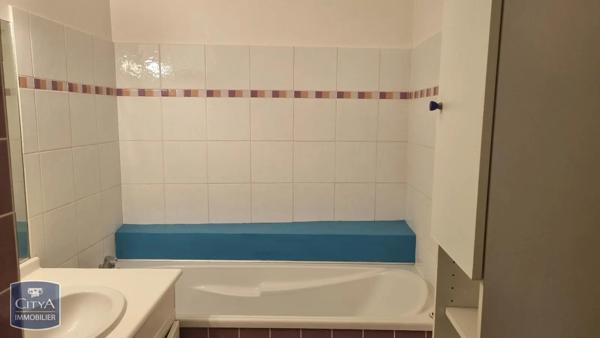 Appartement à louer 3 pièces 64.74m² Montpellier (34000)
