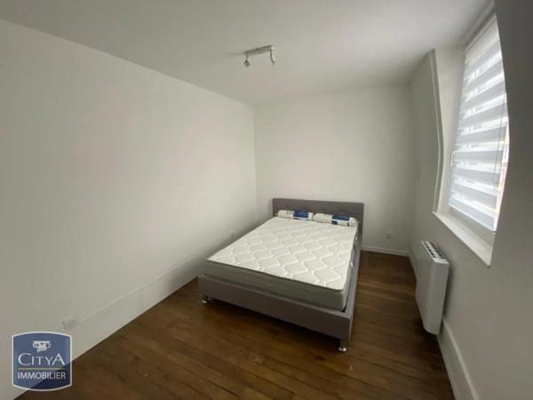 Appartement à louer 2 pièces 42.3m² Charleville-Mézières (08000)