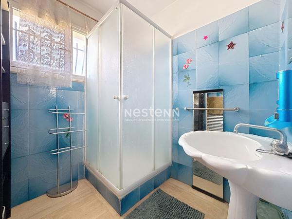 Maison de 136.51 m2 à Perpignan 6 pièces, 3 faces avec garage et jardin