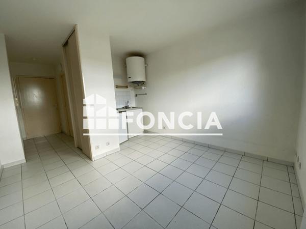 Location Studio 17.91 m² - 16 RUE DUBERNAT Talence 33400