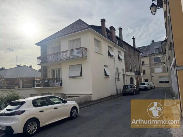 Vente                                                      Maison de village
                        
                     14 pièces                                         à Cassagnes-Bégonhès