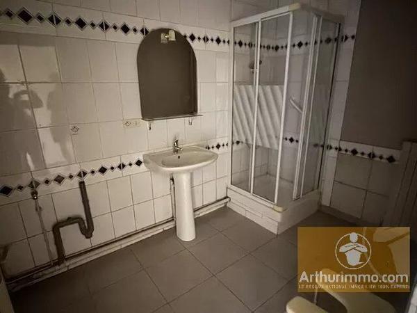 Vente                                                      Maison de village
                        
                     14 pièces                                         à Cassagnes-Bégonhès