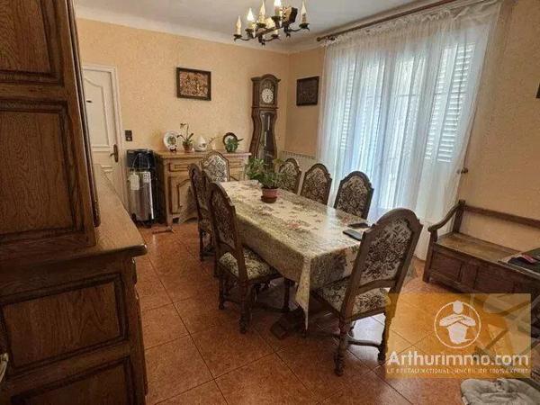 Vente                                                      Maison de village
                        
                     14 pièces                                         à Cassagnes-Bégonhès