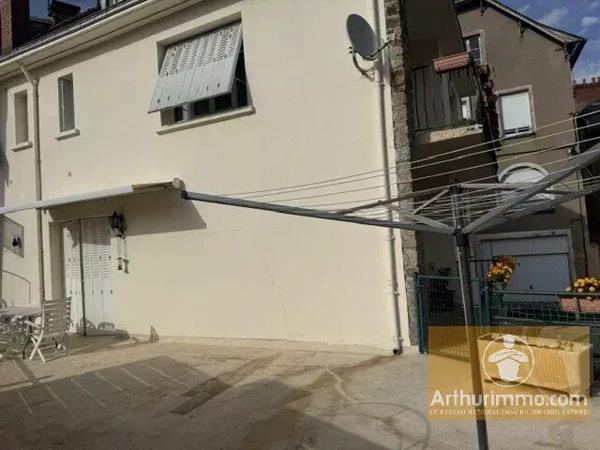 Vente                                                      Maison de village
                        
                     14 pièces                                         à Cassagnes-Bégonhès