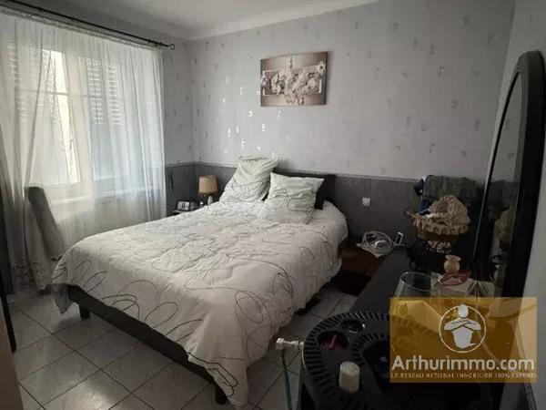 Vente                                                      Maison de village
                        
                     14 pièces                                         à Cassagnes-Bégonhès