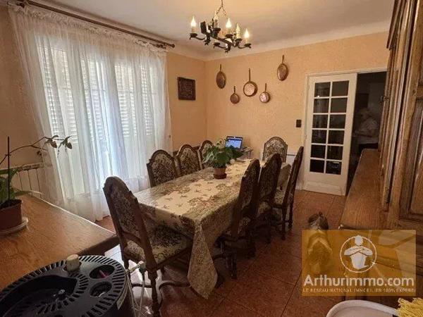 Vente                                                      Maison de village
                        
                     14 pièces                                         à Cassagnes-Bégonhès
