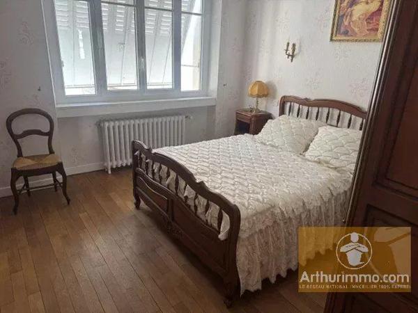 Vente                                                      Maison de village
                        
                     14 pièces                                         à Cassagnes-Bégonhès