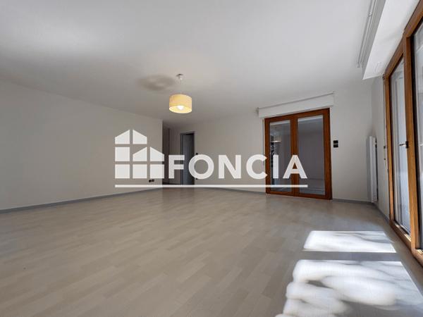 Location Appartement 3 pièces 81.15 m² - 830 AVENUE MARECHAL FOCH Mont De Marsan 40000