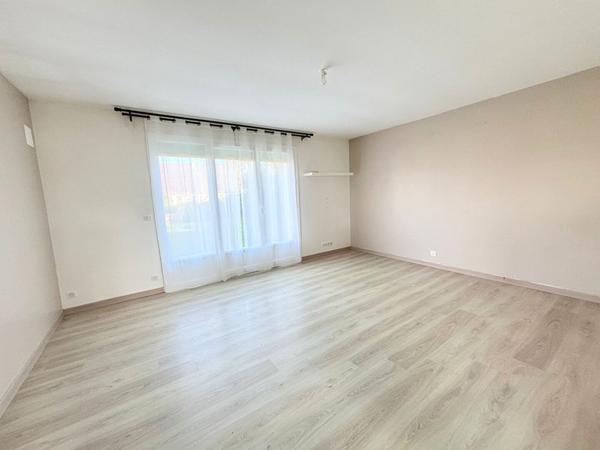 A VENDRE - Maison 64 m² Chaumont En Vexin PLAIN PIED / 2 chambres / Jardin