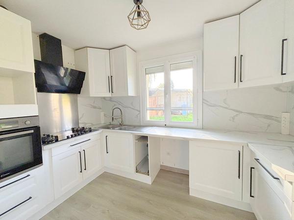 A VENDRE - Maison 64 m² Chaumont En Vexin PLAIN PIED / 2 chambres / Jardin