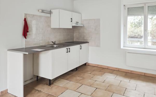 Appartement à louer    4 pièces •  Razac-sur-l'Isle